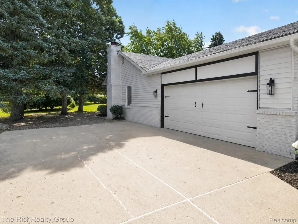25390 Wixom Road Novi City MI 48374