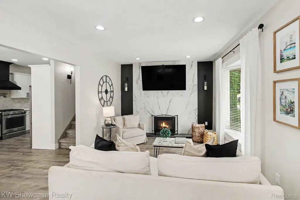 615 Hickory Street Milford Village MI 48381