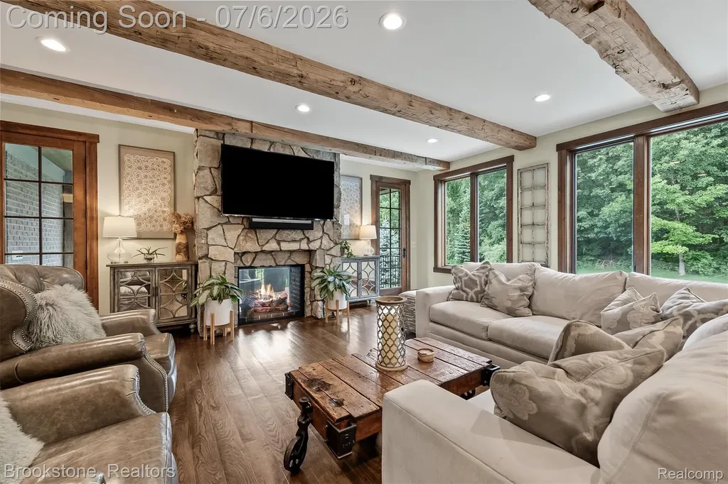 5458 Boulderwood Ridge Independence Charter Township MI 48348