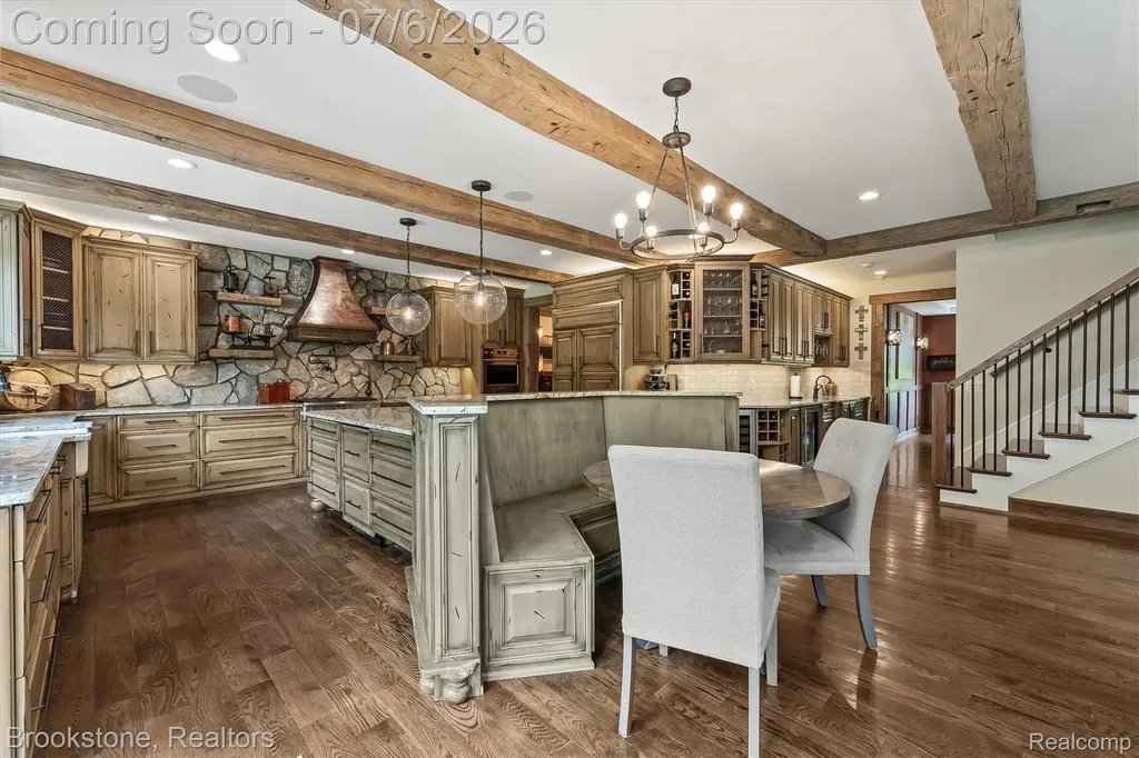 5458 Boulderwood Ridge Independence Charter Township MI 48348