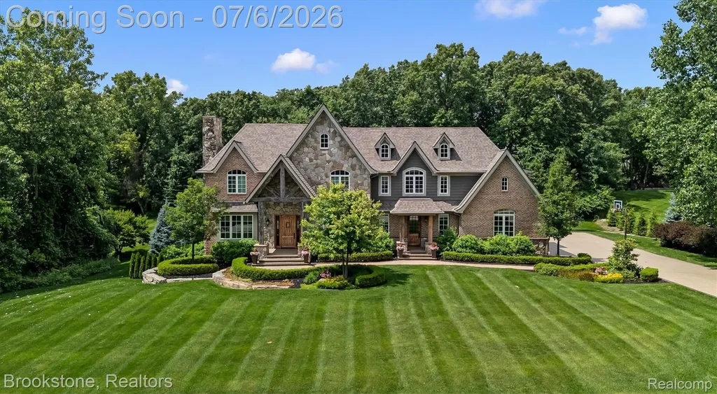 5458 Boulderwood Ridge Independence Charter Township MI 48348