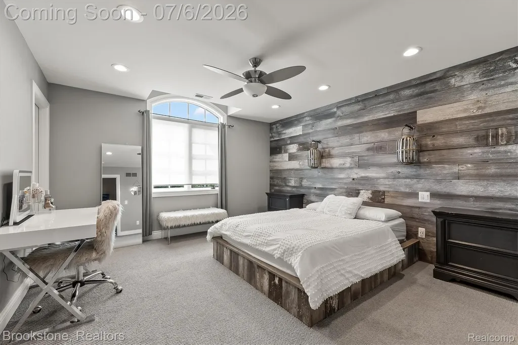 5458 Boulderwood Ridge Independence Charter Township MI 48348