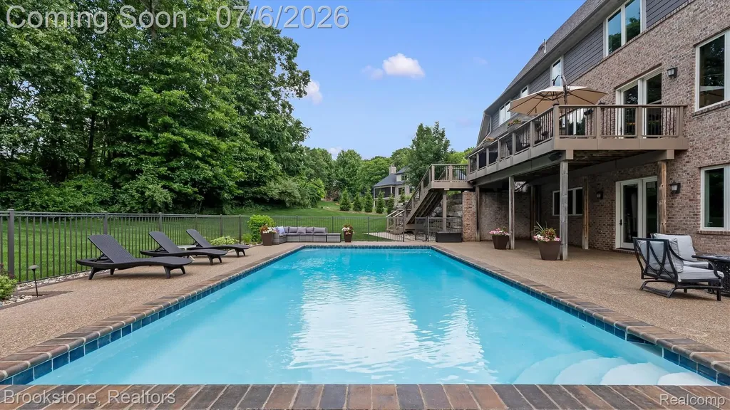5458 Boulderwood Ridge Independence Charter Township MI 48348