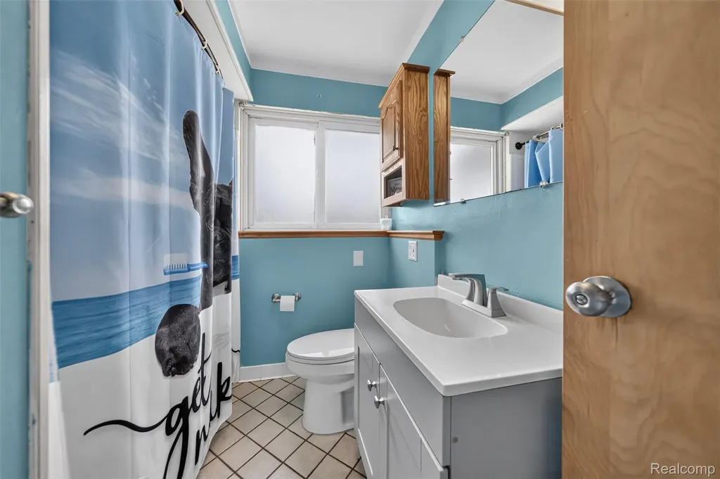 18181 Buckhannon Street Roseville City MI 48066