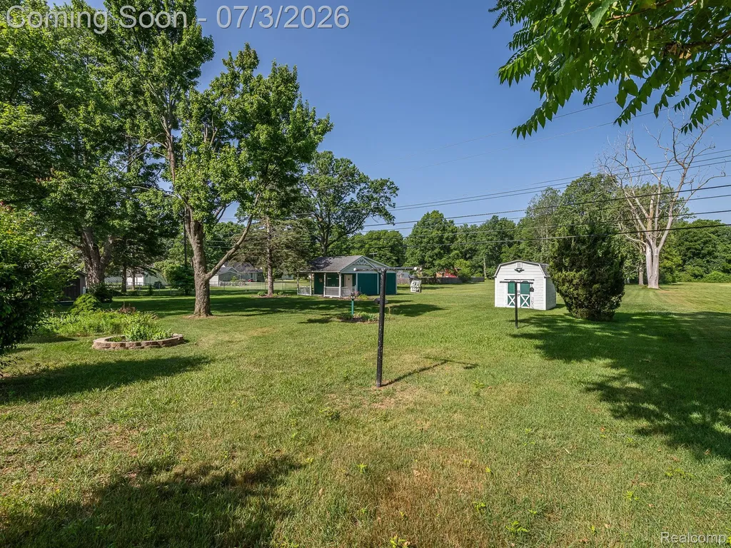 15340 Inkster Road Romulus City MI 48174