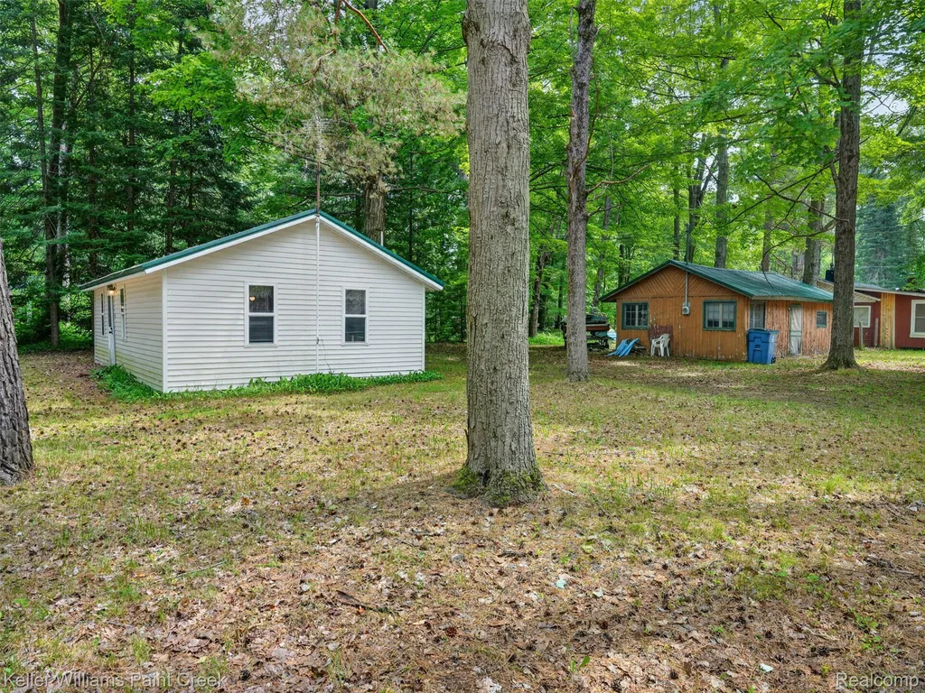 4450 Beech Street Bourret Township MI 48610