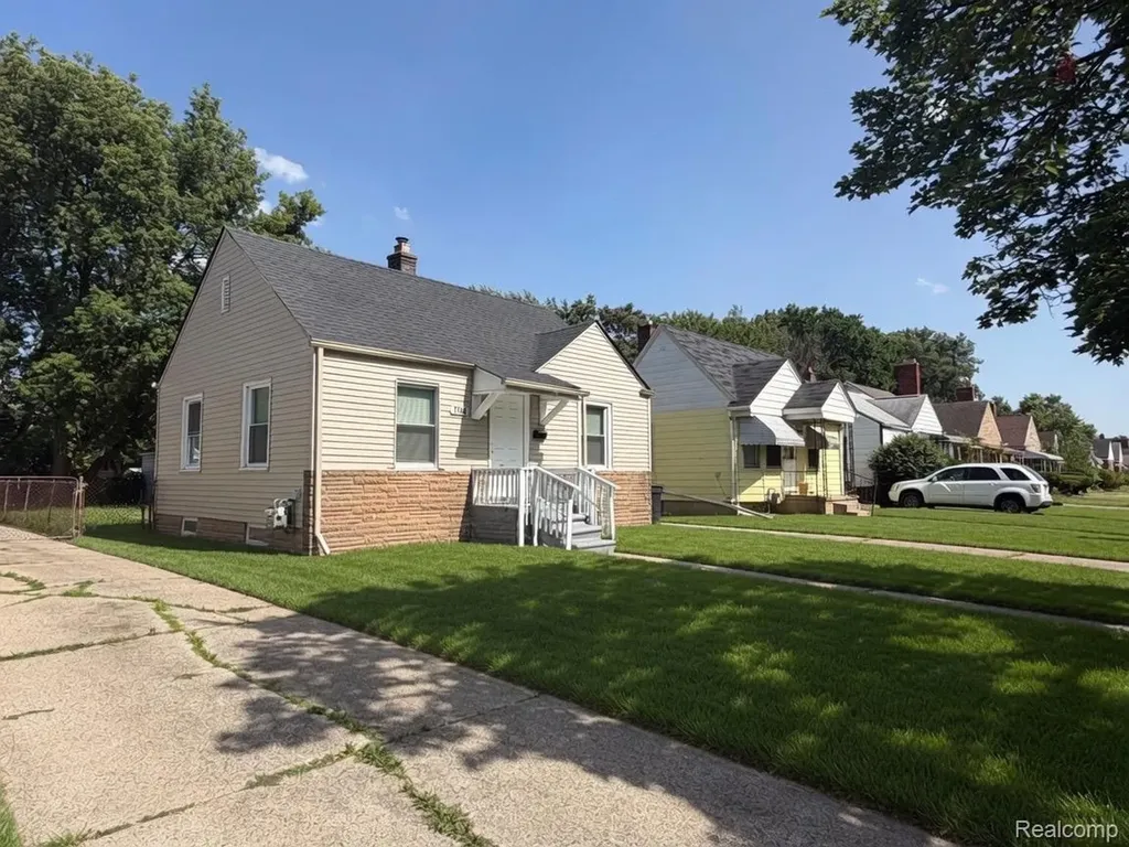 7746 Rosemont Avenue Detroit City MI 48228