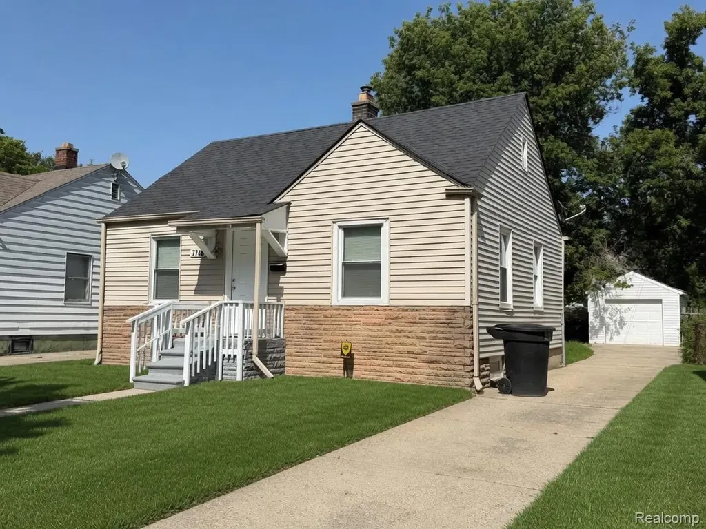 7746 Rosemont Avenue Detroit City MI 48228