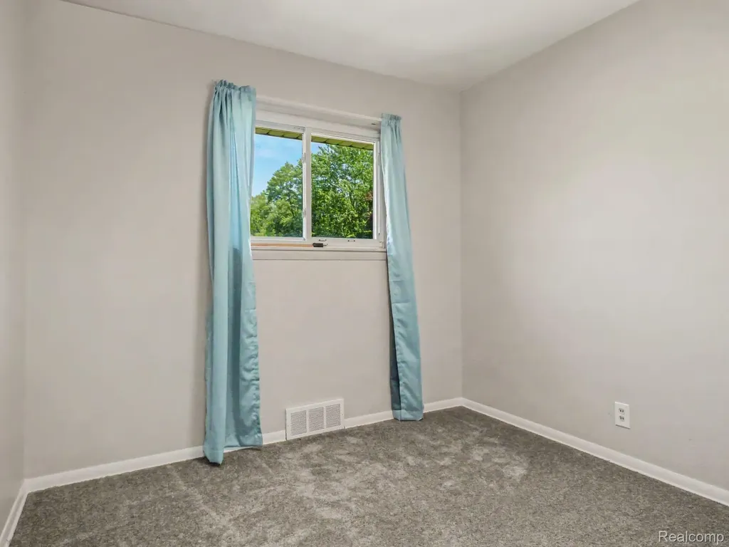 6075 Detroit Street Mt. Morris Township MI 48458