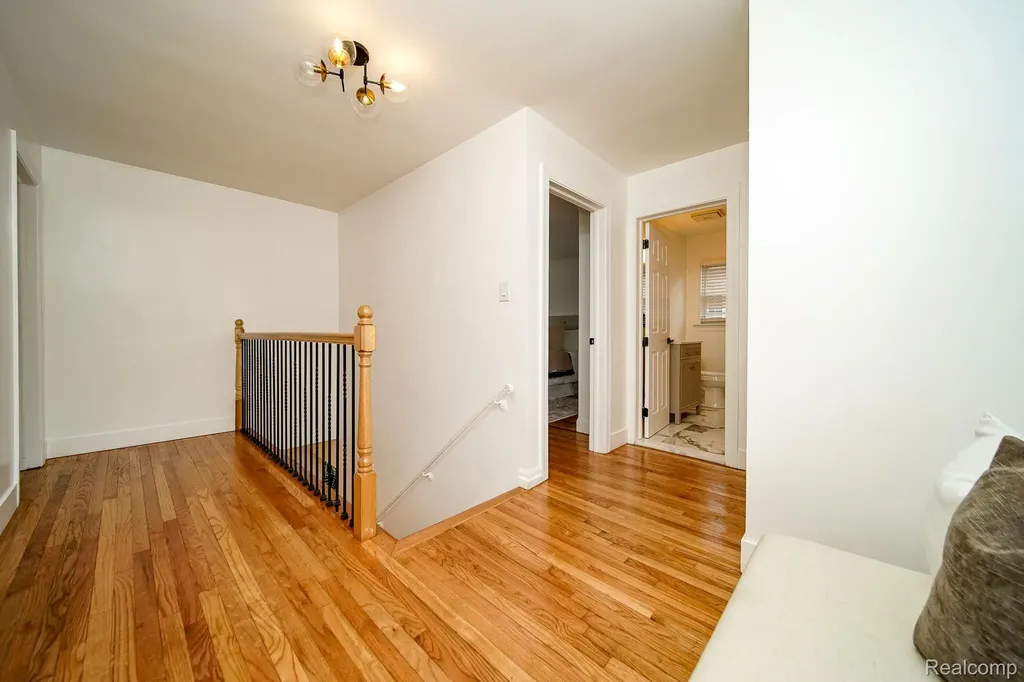 17116 Wildemere Street Detroit City MI 48221