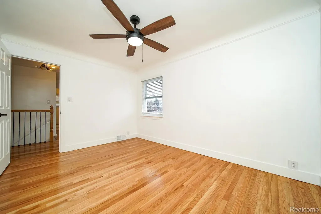 17116 Wildemere Street Detroit City MI 48221