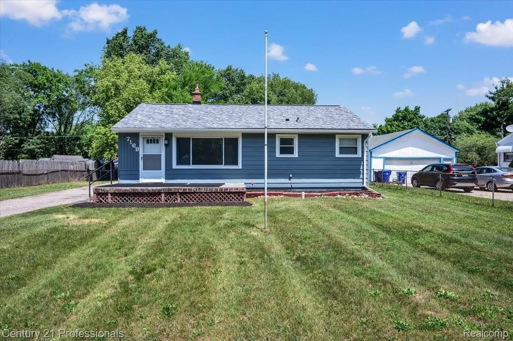7168 Wedworth Street Waterford Charter Township MI 48327