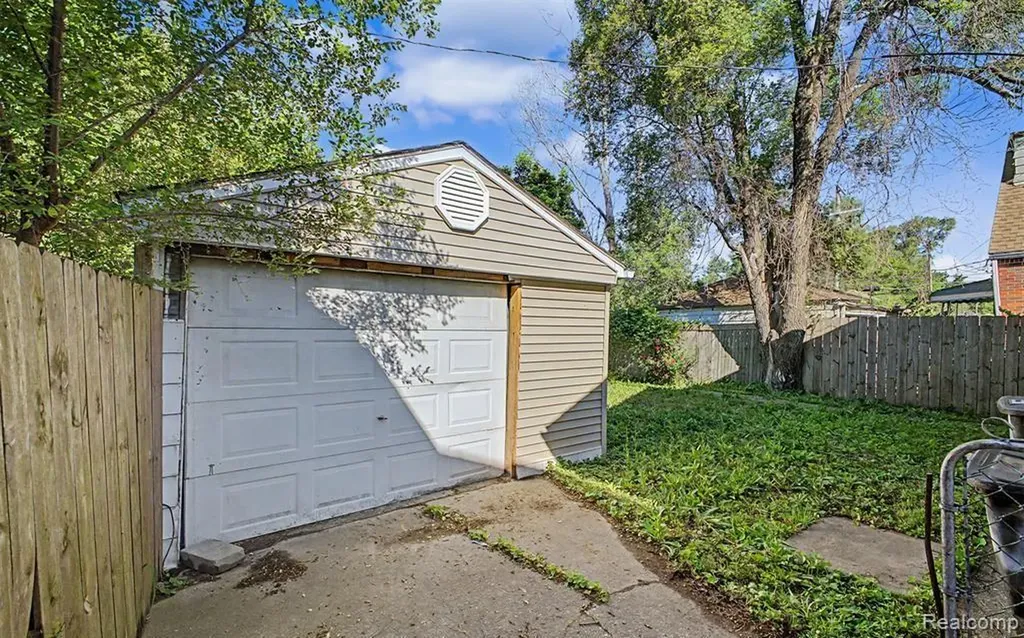 5191 Lonyo Street Detroit City MI 48210