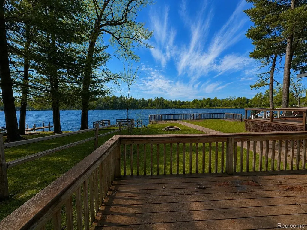 2221 Grass Lake Avenue Freeman Township MI 48632