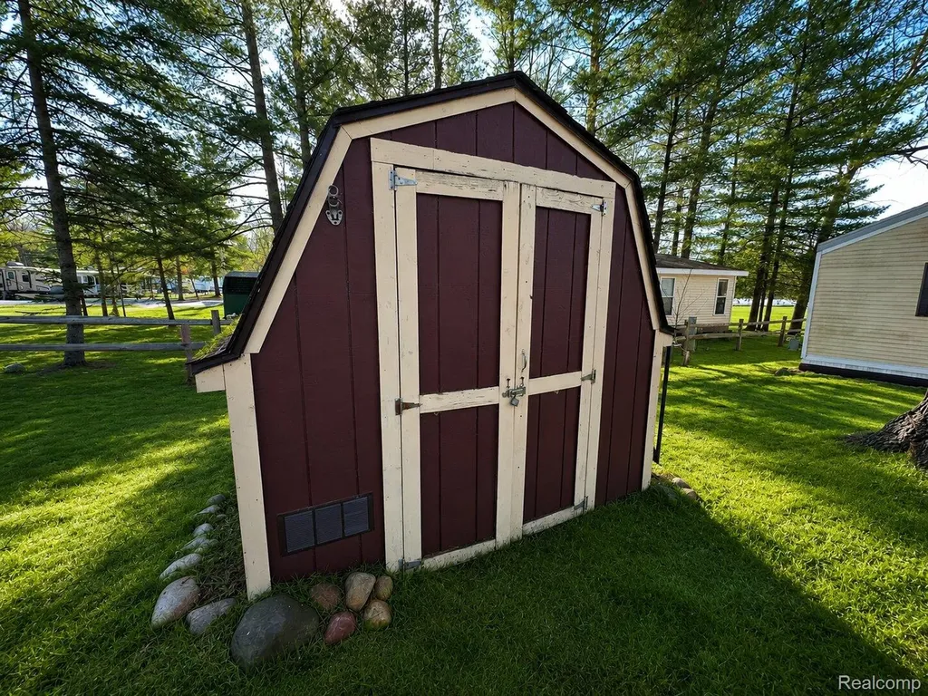 2221 Grass Lake Avenue Freeman Township MI 48632