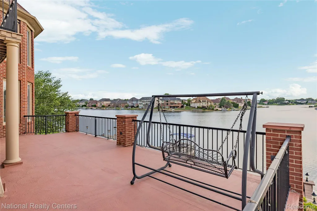 51577 Merry Lane Shelby Charter Township MI 48316