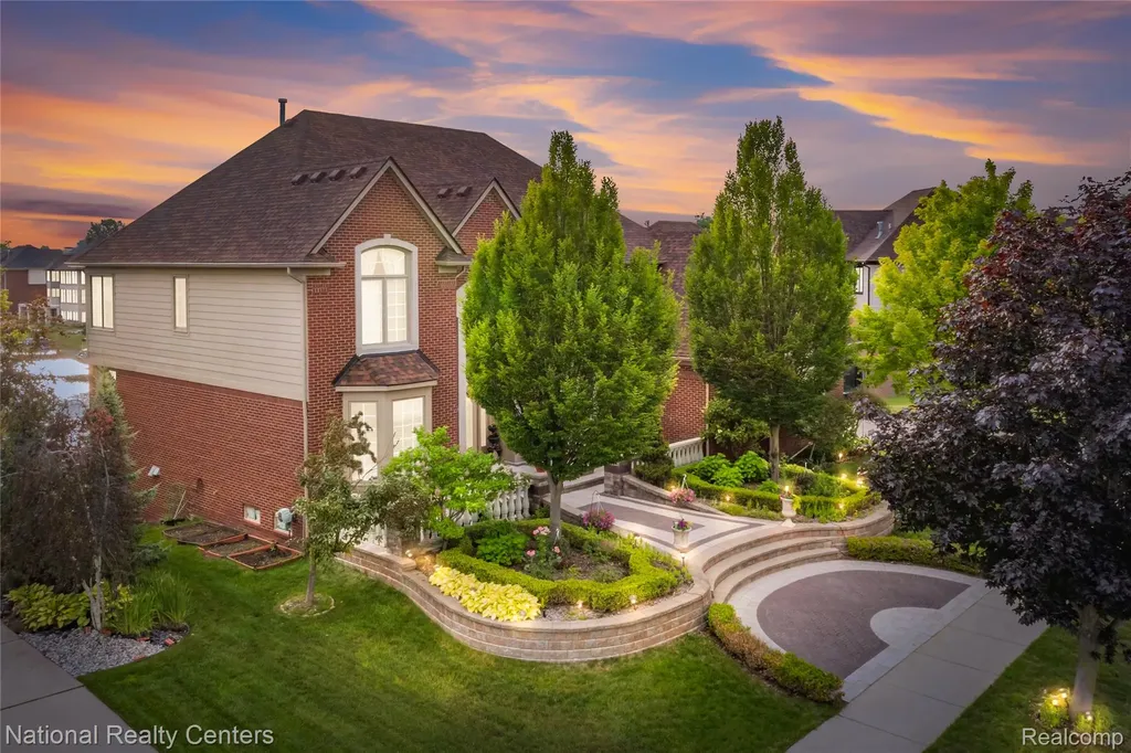 51577 Merry Lane Shelby Charter Township MI 48316