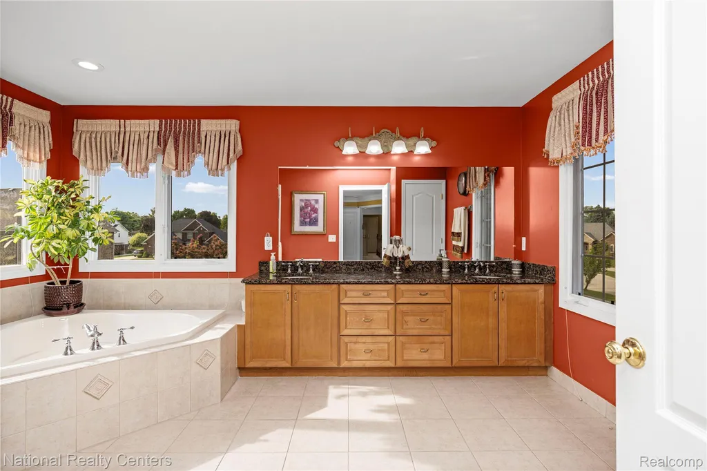 51577 Merry Lane Shelby Charter Township MI 48316