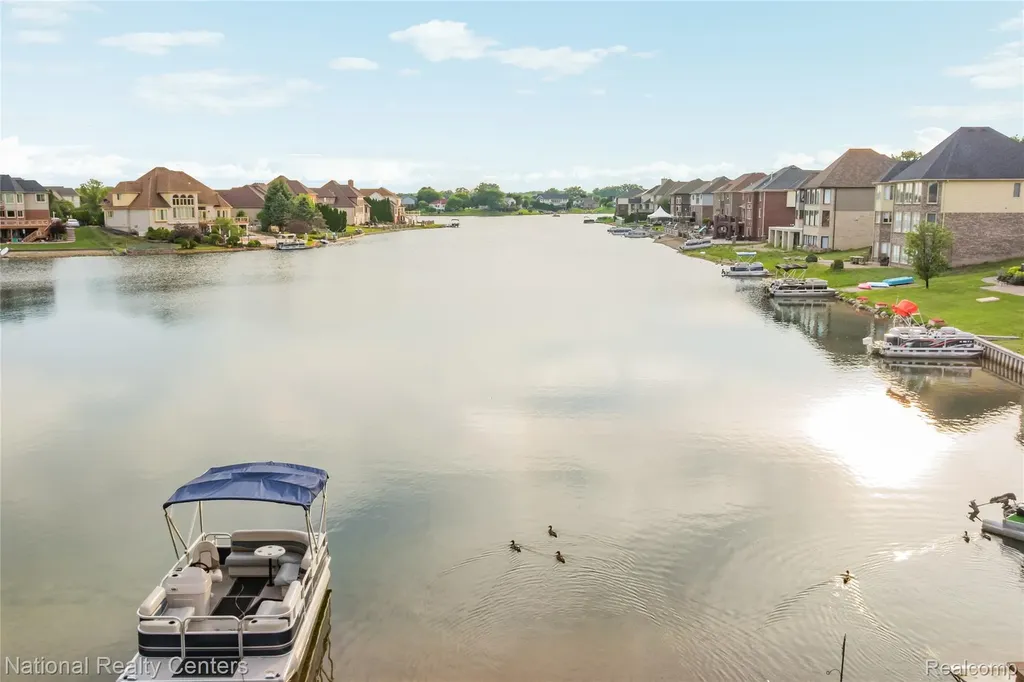 51577 Merry Lane Shelby Charter Township MI 48316