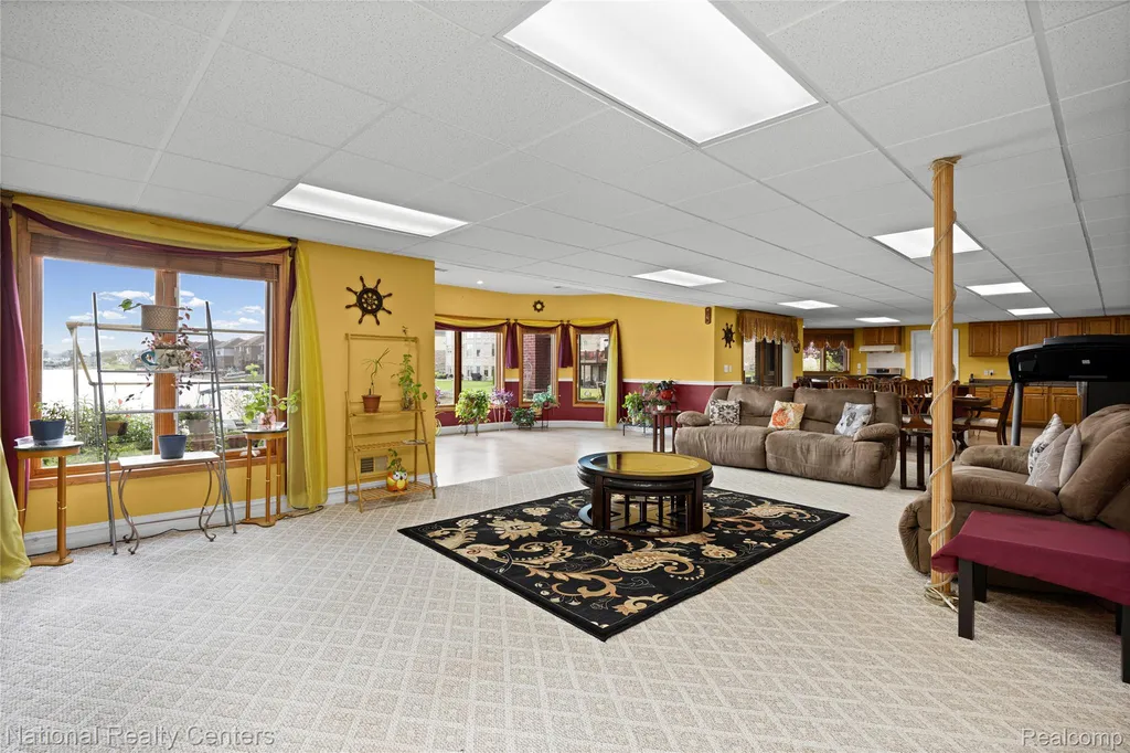 51577 Merry Lane Shelby Charter Township MI 48316