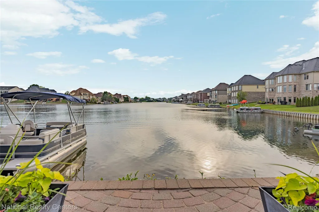 51577 Merry Lane Shelby Charter Township MI 48316