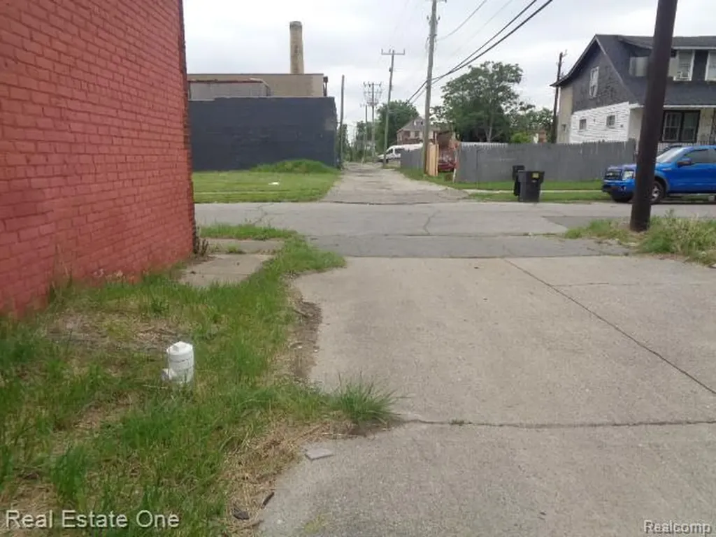 2701 Puritan Street Detroit City MI 48238
