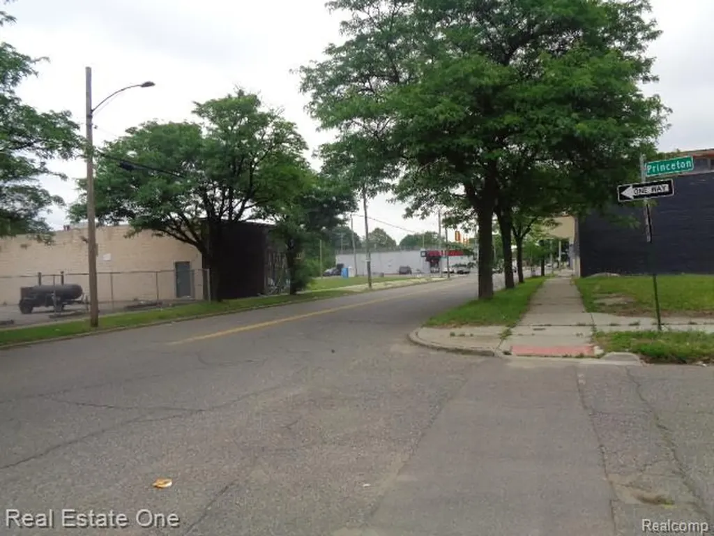 2701 Puritan Street Detroit City MI 48238
