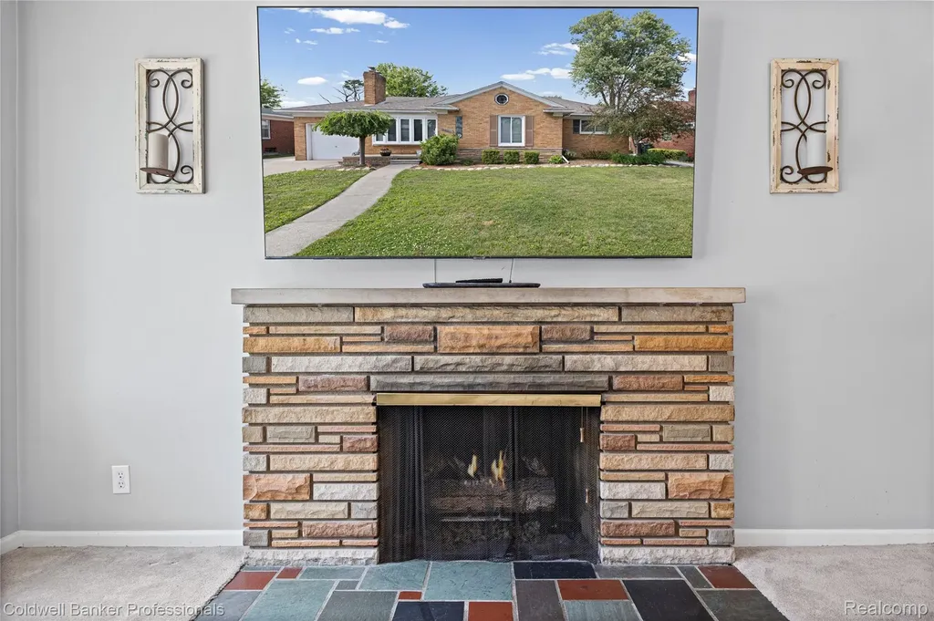 20913 Bon Brae Street St. Clair Shores City MI 48081