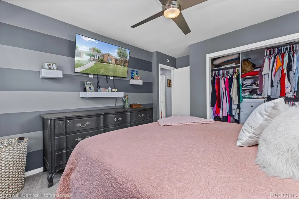 20913 Bon Brae Street St. Clair Shores City MI 48081