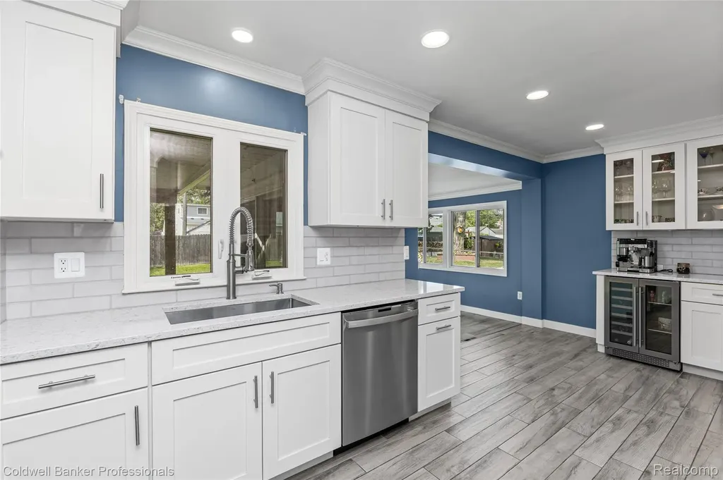 20913 Bon Brae Street St. Clair Shores City MI 48081