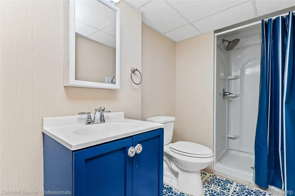 20913 Bon Brae Street St. Clair Shores City MI 48081