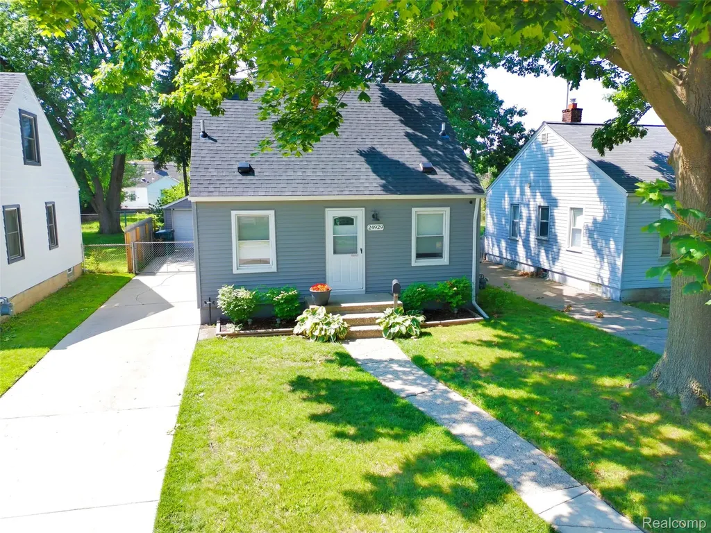 24929 Cooke Street Dearborn City MI 48124