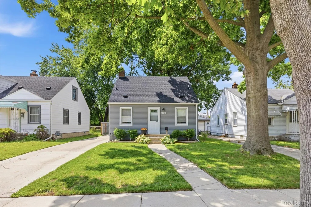 24929 Cooke Street Dearborn City MI 48124