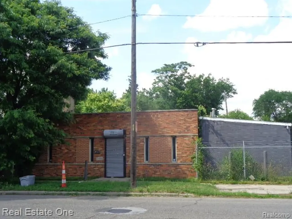 2950 Puritan Street Detroit City MI 48238