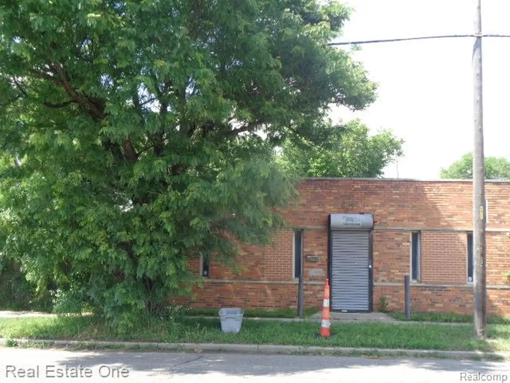 2950 Puritan Street Detroit City MI 48238