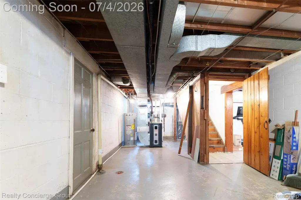 2036 Devonshire Avenue Lansing City MI 48910