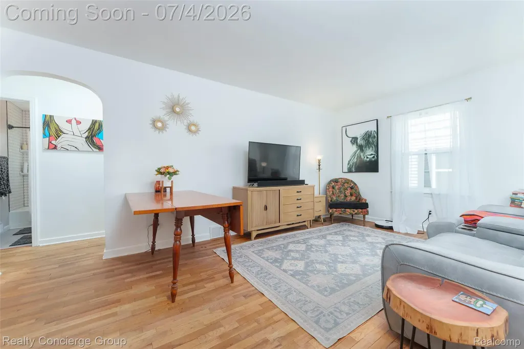 2036 Devonshire Avenue Lansing City MI 48910