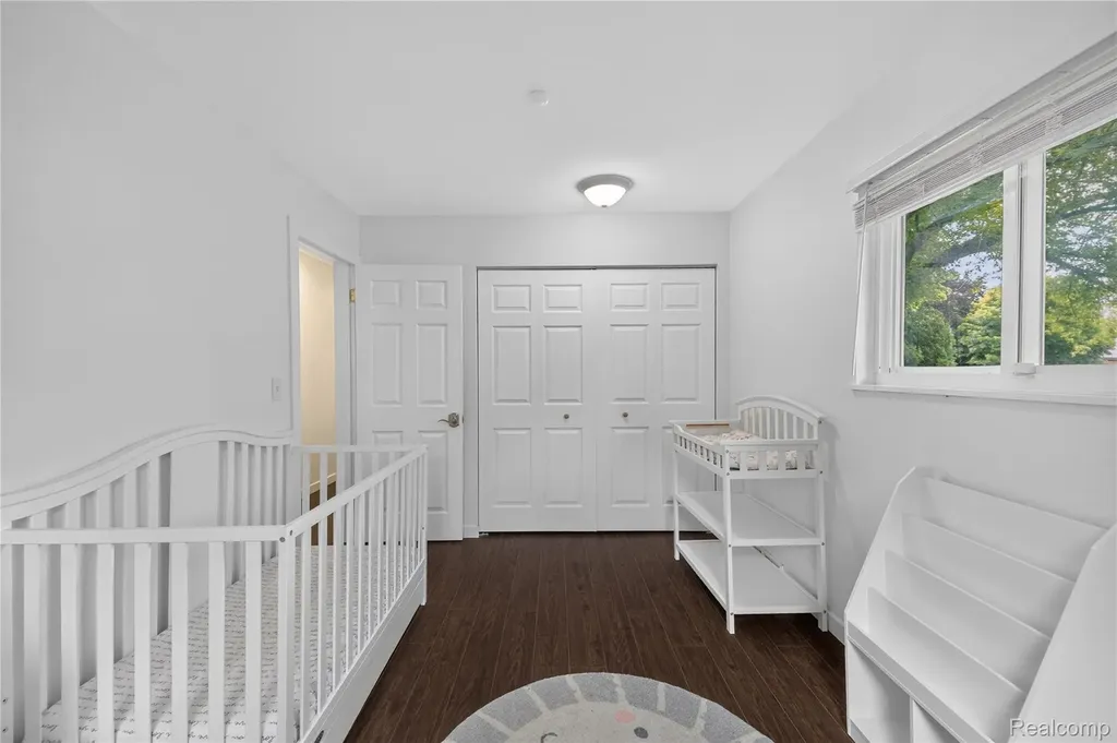 28731 Elbamar Drive Grosse Ile Township MI 48138