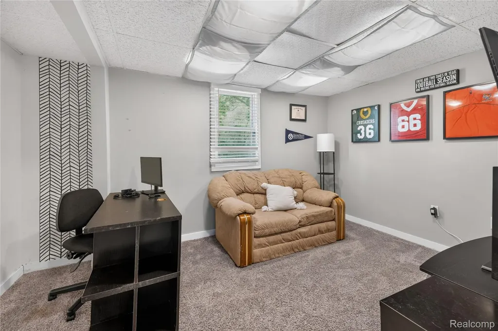 28731 Elbamar Drive Grosse Ile Township MI 48138