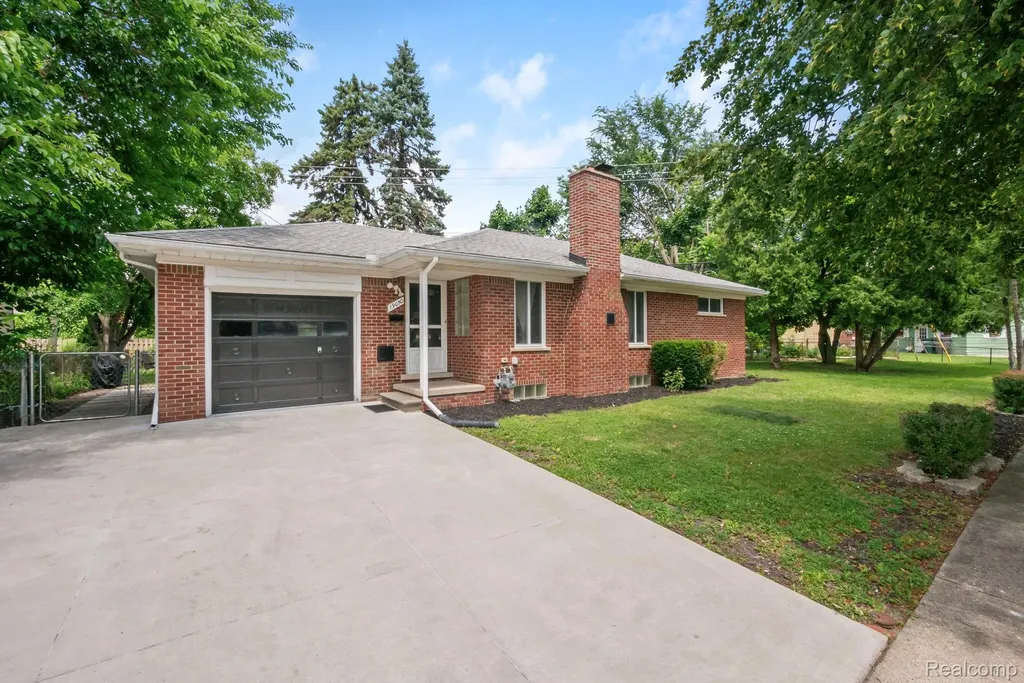 19050 Dartmouth Street Dearborn City MI 48124