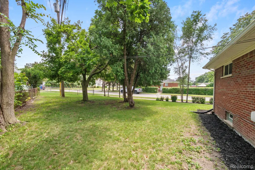 19050 Dartmouth Street Dearborn City MI 48124