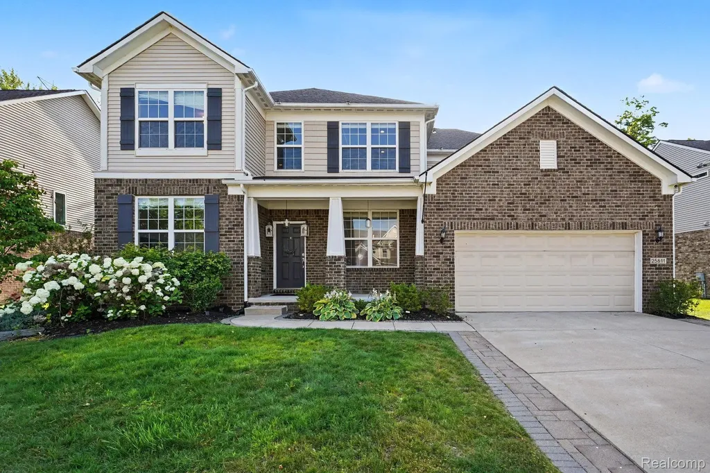 25811 Oberlin Boulevard Novi City MI 48374