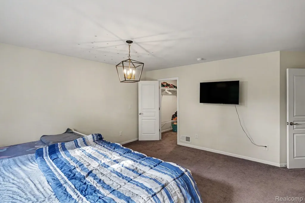 25811 Oberlin Boulevard Novi City MI 48374
