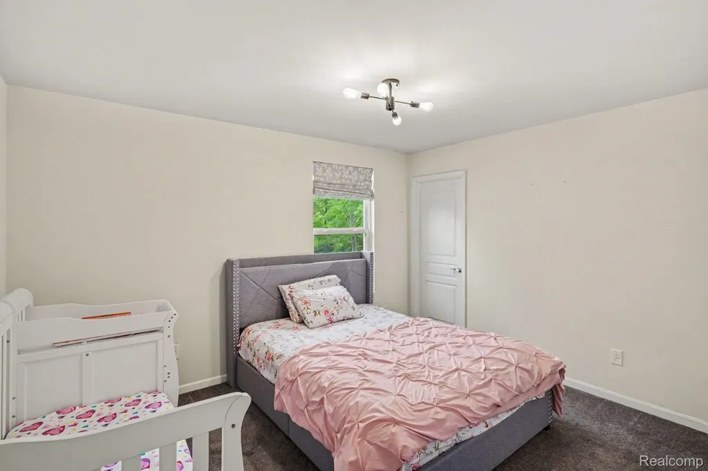 25811 Oberlin Boulevard Novi City MI 48374