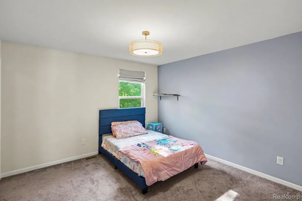 25811 Oberlin Boulevard Novi City MI 48374