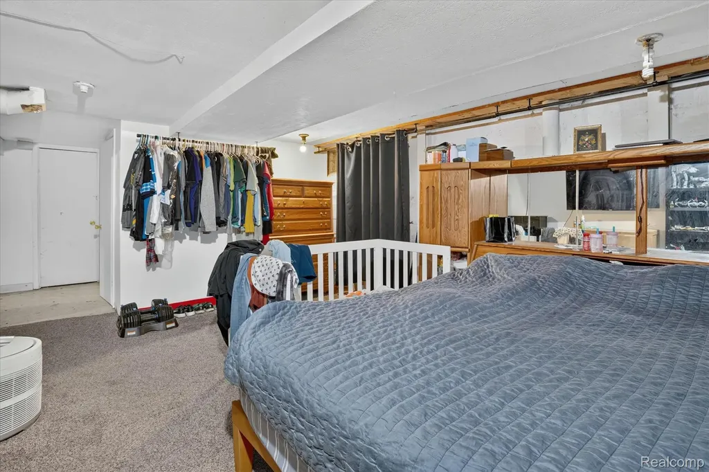 422 N Francis Avenue Lansing City MI 48912