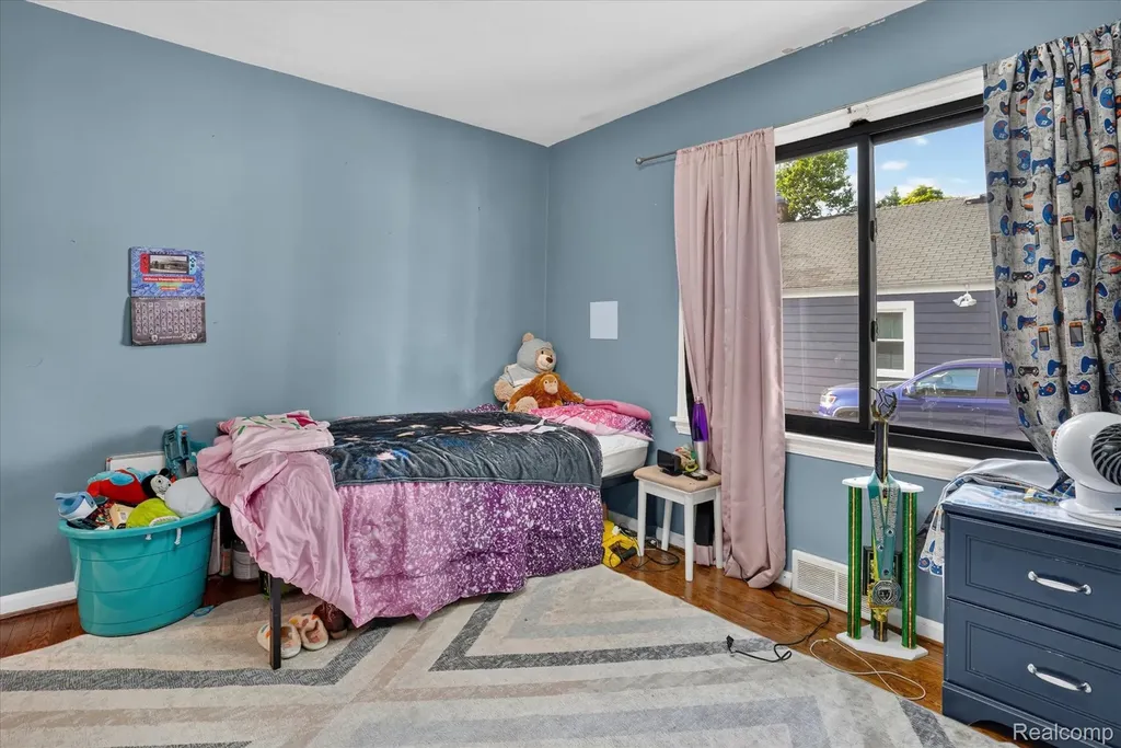 422 N Francis Avenue Lansing City MI 48912