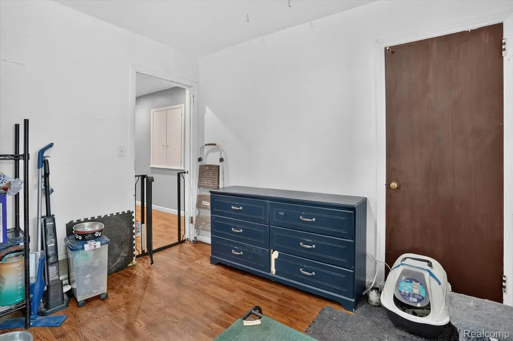 422 N Francis Avenue Lansing City MI 48912