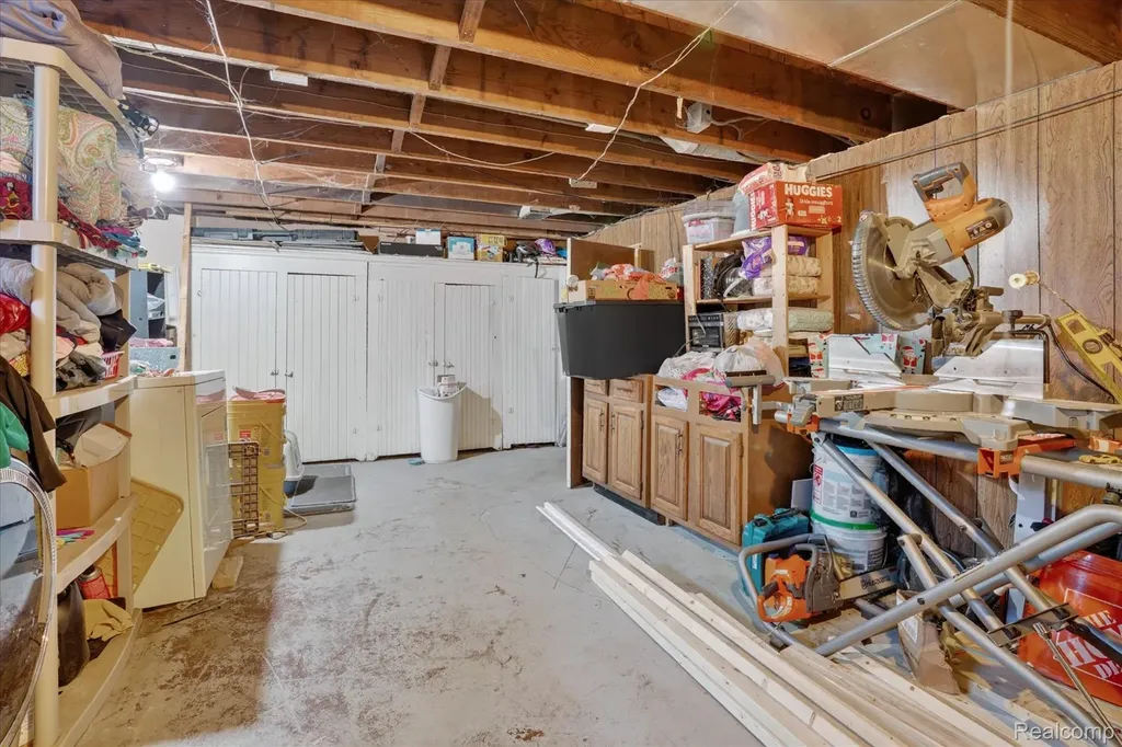 422 N Francis Avenue Lansing City MI 48912
