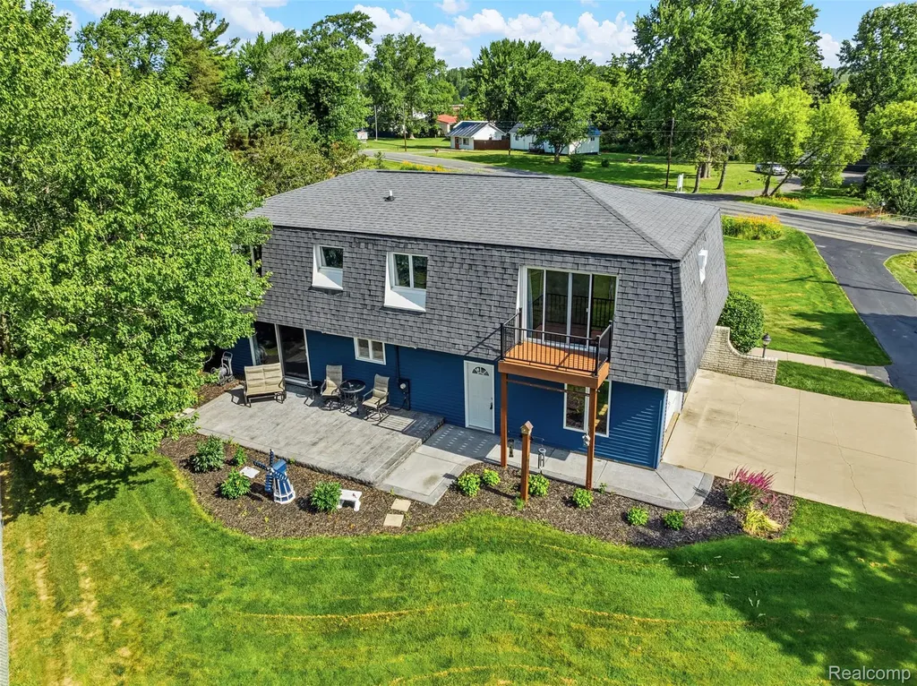 8612 Monroe Road Vernon Village MI 48429